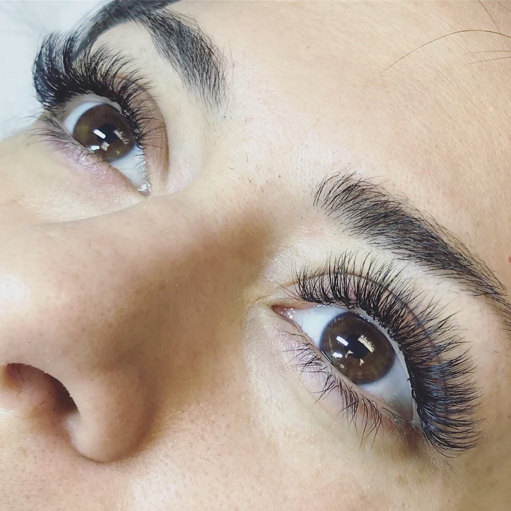 Bella MeShe Lash Studio & Skin Care | 5927 Military Rd, Lewiston, NY 14092, USA | Phone: (716) 940-4967