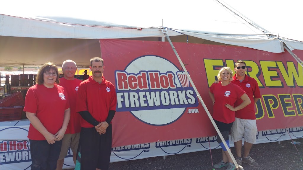 Red Hot Fireworks | Lake Pleasant Parkway and, Westwing Pkwy, Peoria, AZ 85383, USA | Phone: (920) 216-2608