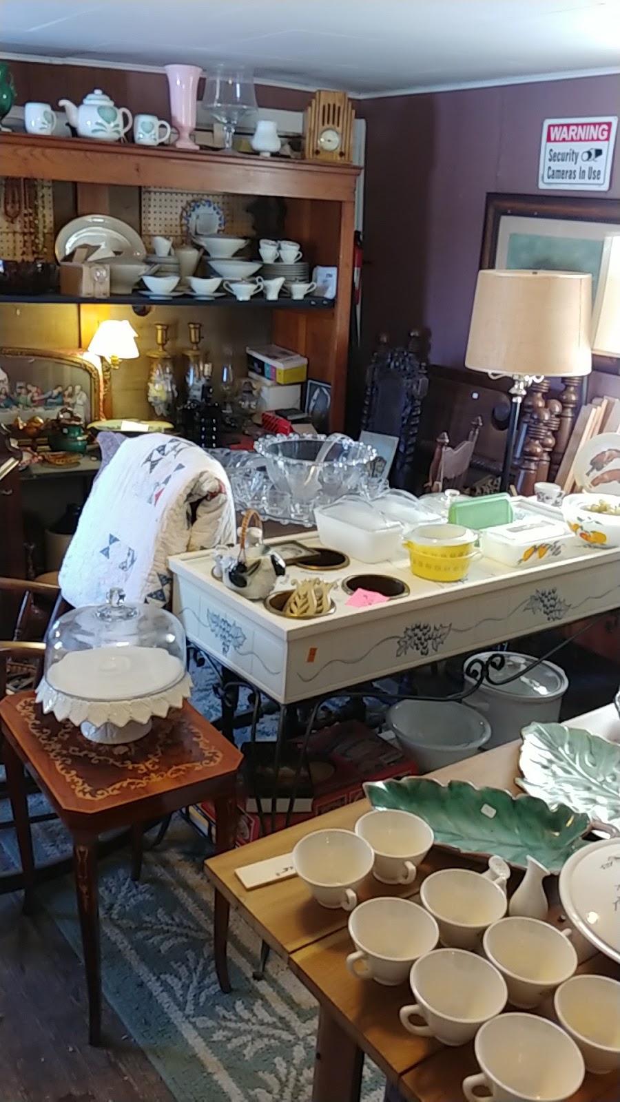 Century Home Antiques & Estate Liquidations | 9959 Chillicothe Rd, Kirtland, OH 44094, USA | Phone: (440) 256-3778