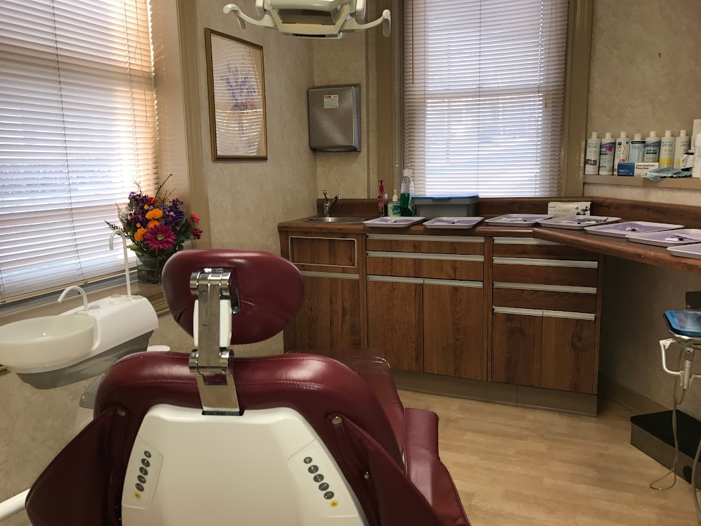 Souderton Dental Associates | 231 N Main St, Souderton, PA 18964, USA | Phone: (215) 723-3674