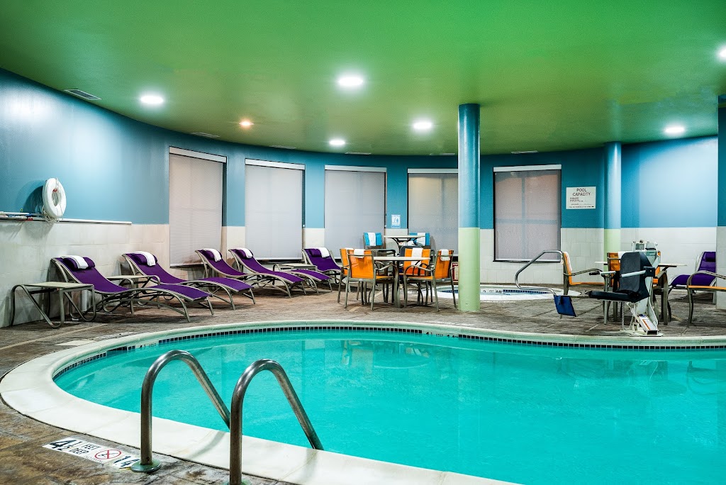 Holiday Inn Express Albany - Downtown, an IHG Hotel | 300 Broadway, Albany, NY 12207, USA | Phone: (518) 434-4111