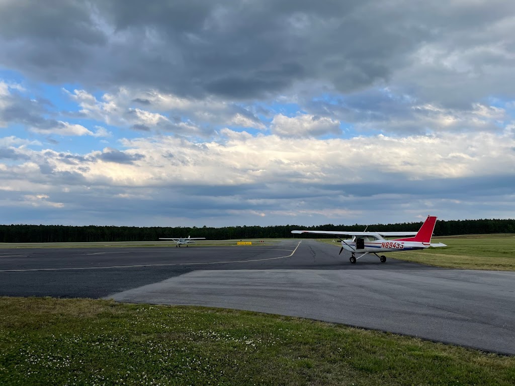 Wings of Carolina Flying Club | 702 Rod Sullivan Rd, Sanford, NC 27330 | Phone: (919) 776-2003