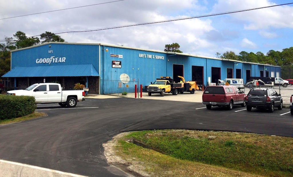 Rays Truck Center | 2330 Dobbs Rd, St. Augustine, FL 32086 | Phone: (904) 810-5889