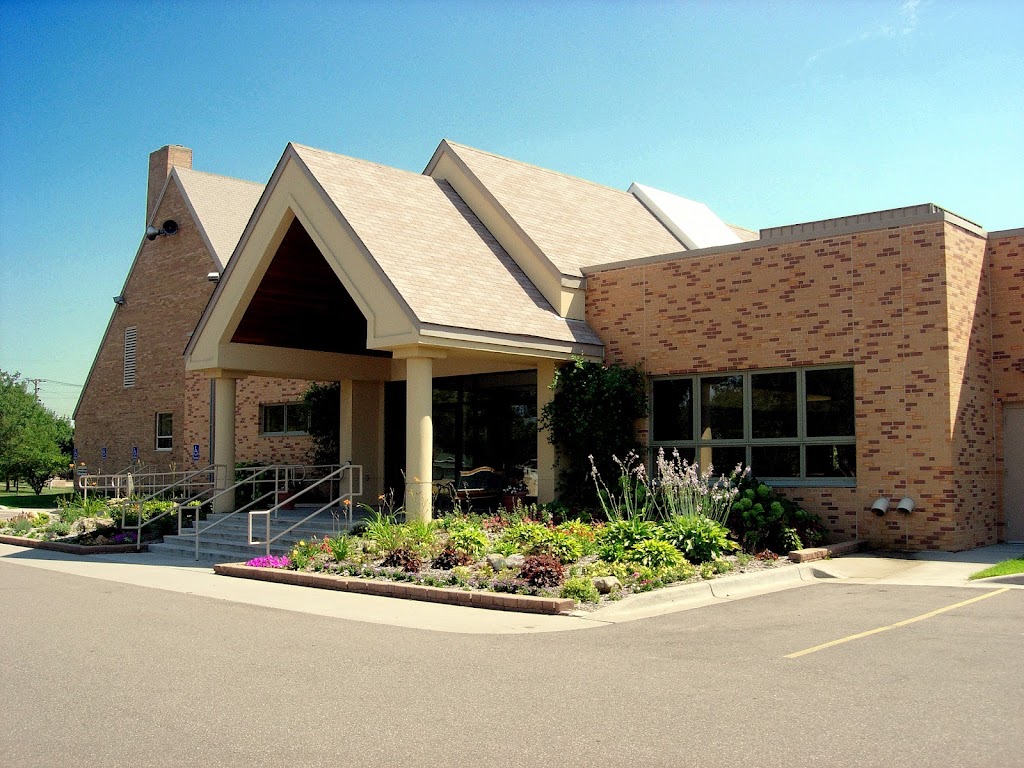 Redeemer Church | Redeemer Lutheran Church, 61 Mississippi St NE, Fridley, MN 55432, USA | Phone: (763) 574-7445