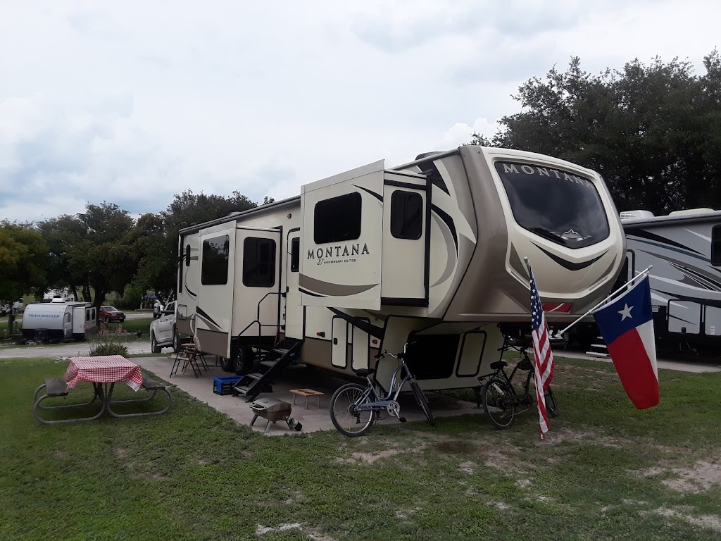 EZ Living RV Park- Lake Corpus Christi | 273 Boat Ramp Rd, Sandia, TX 78383, USA | Phone: (512) 644-6892