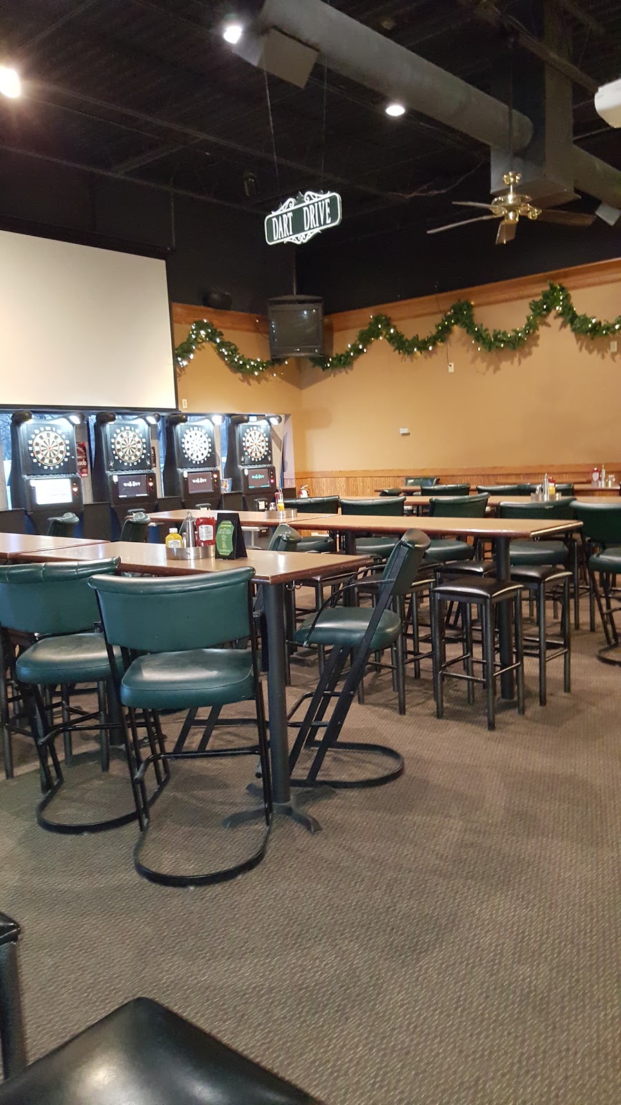 Two Stooges Sports Bar & Grill | 7178 University Ave NE, Fridley, MN 55432, USA | Phone: (763) 574-1399