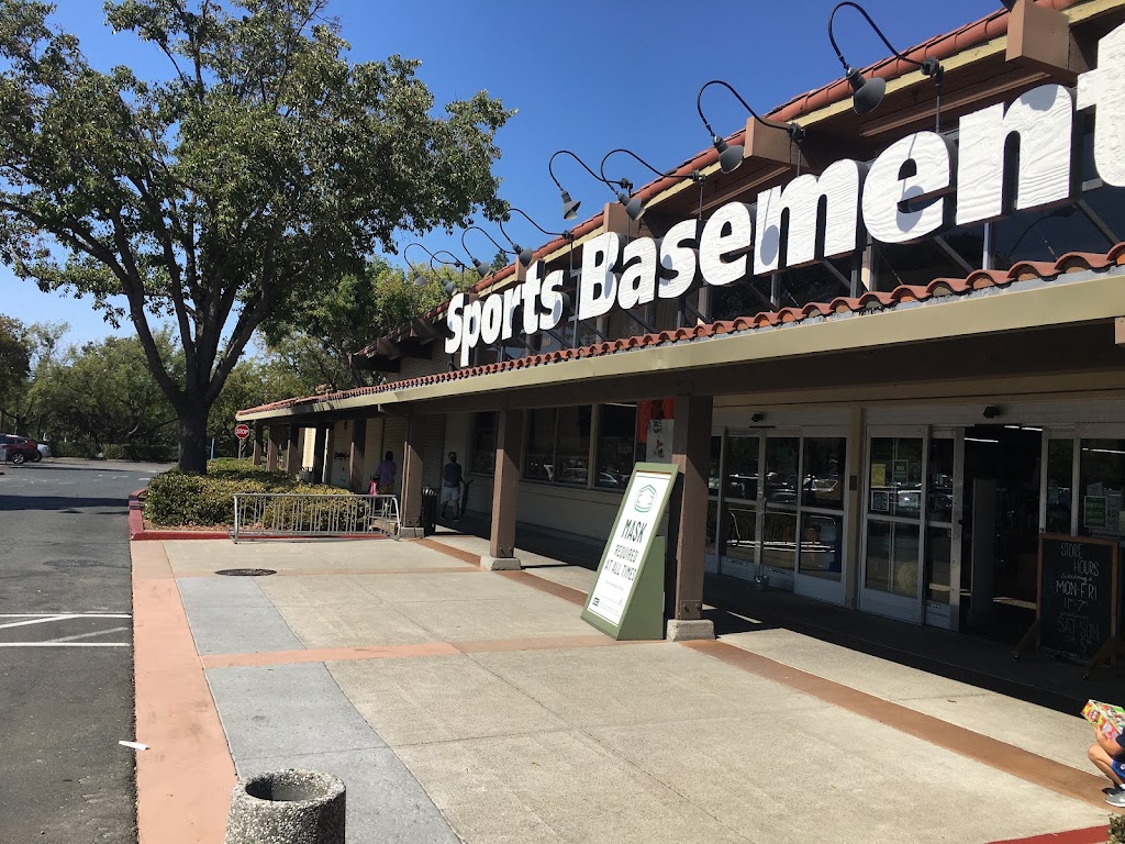 Sports Basement Walnut Creek | 1881 Ygnacio Valley Rd, Walnut Creek, CA 94598, USA | Phone: (925) 941-6100