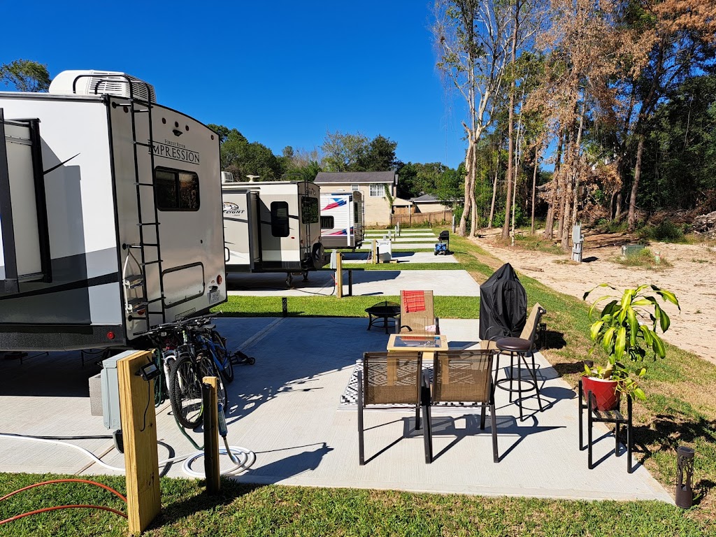 Woodland RV Park | 4020 Magnolia Dr, Conroe, TX 77302, USA | Phone: (713) 364-5770