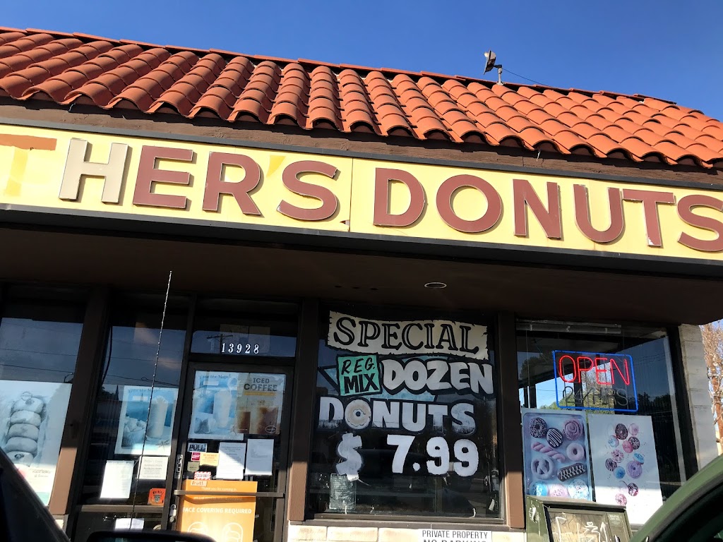 Fathers Donuts | 13928 Nordhoff St, Arleta, CA 91331, USA | Phone: (818) 893-4081