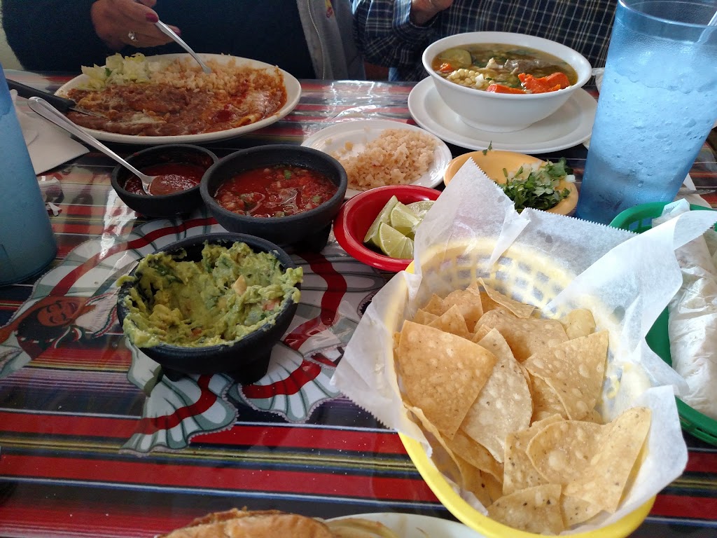 El Tapatio Dos Mexicanos Grill | 1214 E Pomona St, Santa Ana, CA 92707, USA | Phone: (714) 835-4264