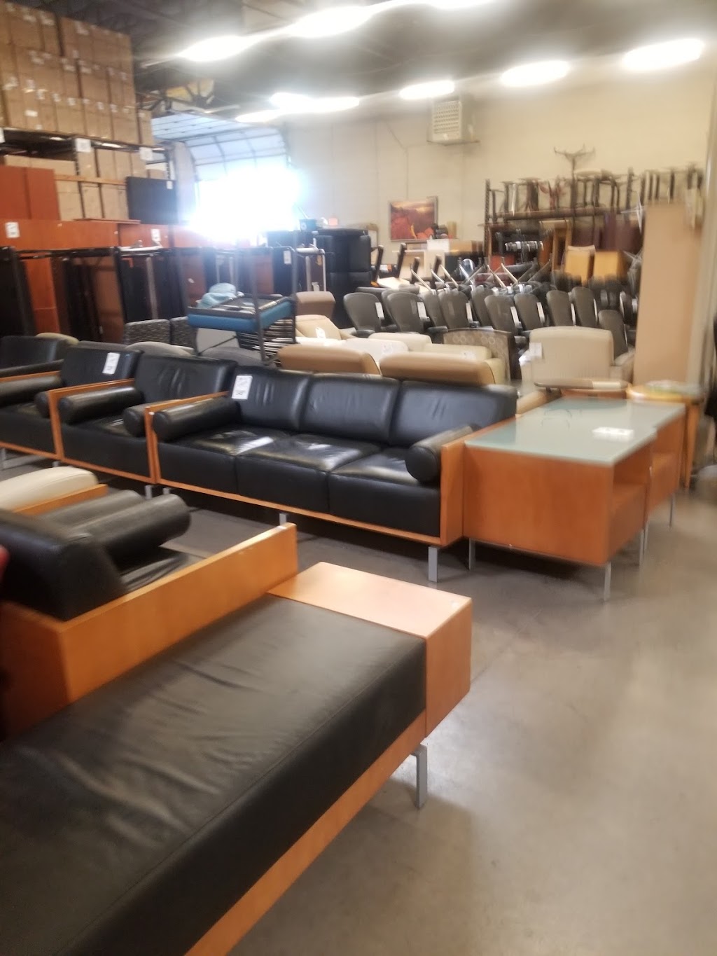 Arizona Office Liquidators & Designs | 3920 E Broadway Rd, Phoenix, AZ 85040, USA | Phone: (602) 437-2224