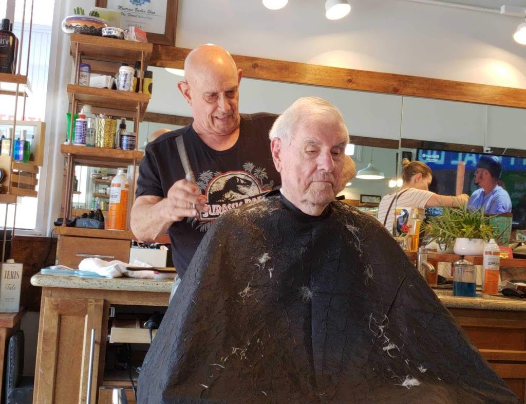 Montrose Barber Shop | 3810 Ocean View Blvd, Montrose, CA 91020, USA | Phone: (818) 957-9868