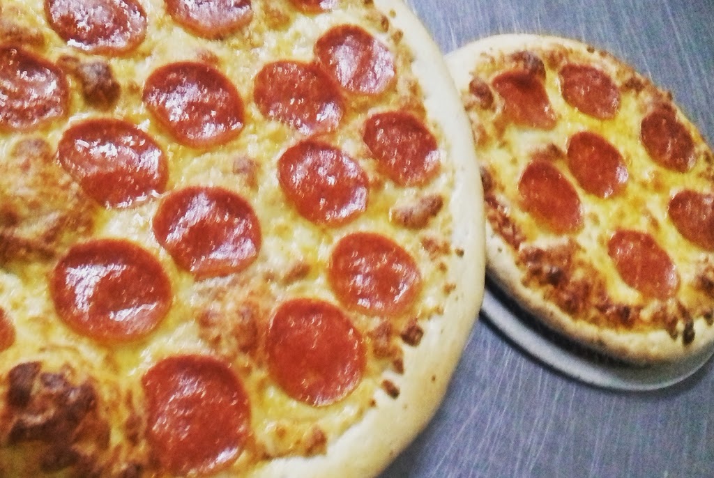 Per tutti pizza | Prol Av Monterrey 6002, Los Presidentes, 88290 Nuevo Laredo, Tamps., Mexico | Phone: 867 745 8709