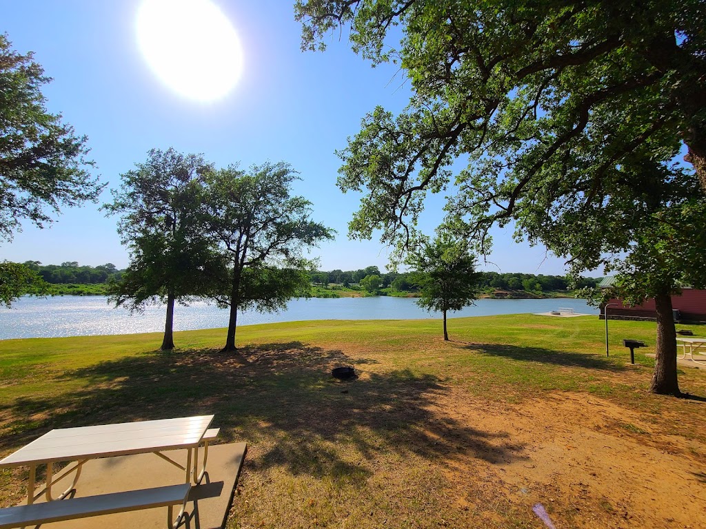 The Vineyards Campground & Cabins | 1501 N Dooley St, Grapevine, TX 76051, USA | Phone: (888) 329-8993