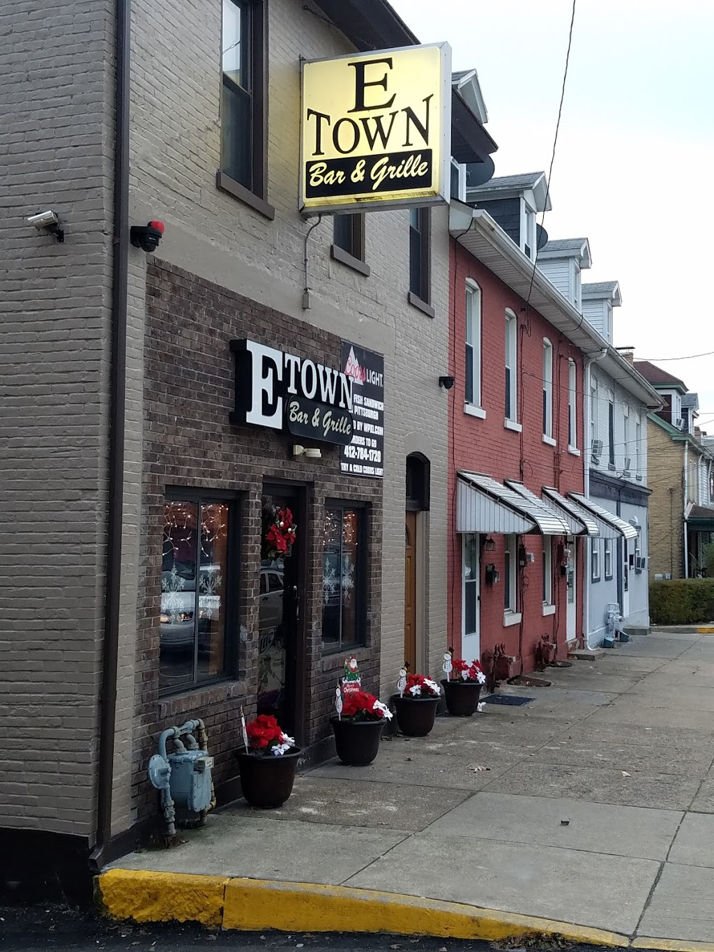 E Town Bar & Grill | 304 Butler St, Pittsburgh, PA 15223, USA | Phone: (412) 784-1720