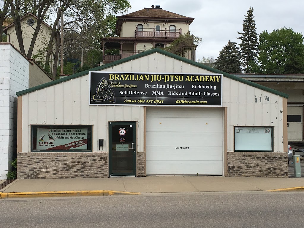 Filipe Barbosa Brazilian Jiu-Jitsu Academy | S4066 County Hwy BD, Baraboo, WI 53913, USA | Phone: (608) 477-0021