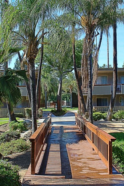 Palm Gardens Apartments | 400 W Orangethorpe Ave, Fullerton, CA 92832, USA | Phone: (714) 526-1080