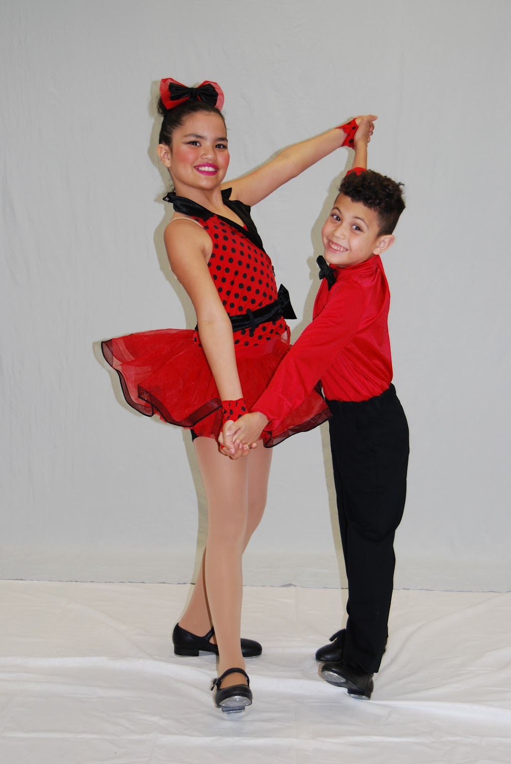 Step Above Dance Academy | 3250 Schmon Pkwy #8, Thorold, ON L2V 4Y6, Canada | Phone: (905) 682-1037