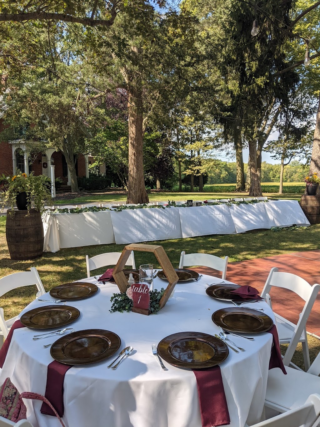 Scarlet Oaks Estate | 13754 US-68, Findlay, OH 45840, USA | Phone: (567) 703-6257