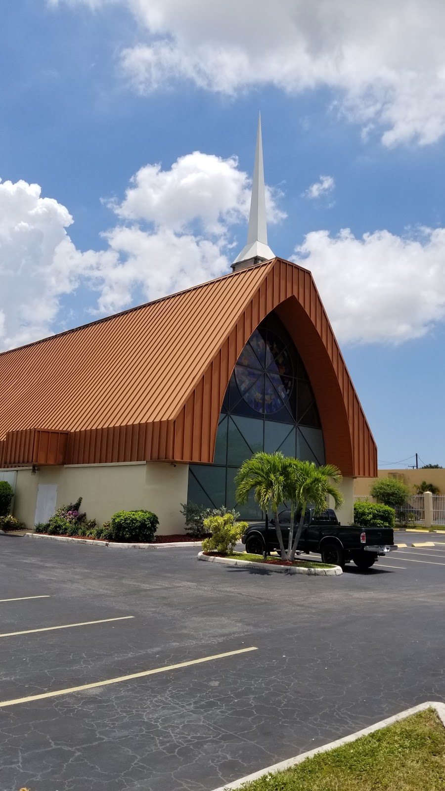 TDV Church | 10 NW 35th Ave, Fort Lauderdale, FL 33311, USA | Phone: (954) 587-5493