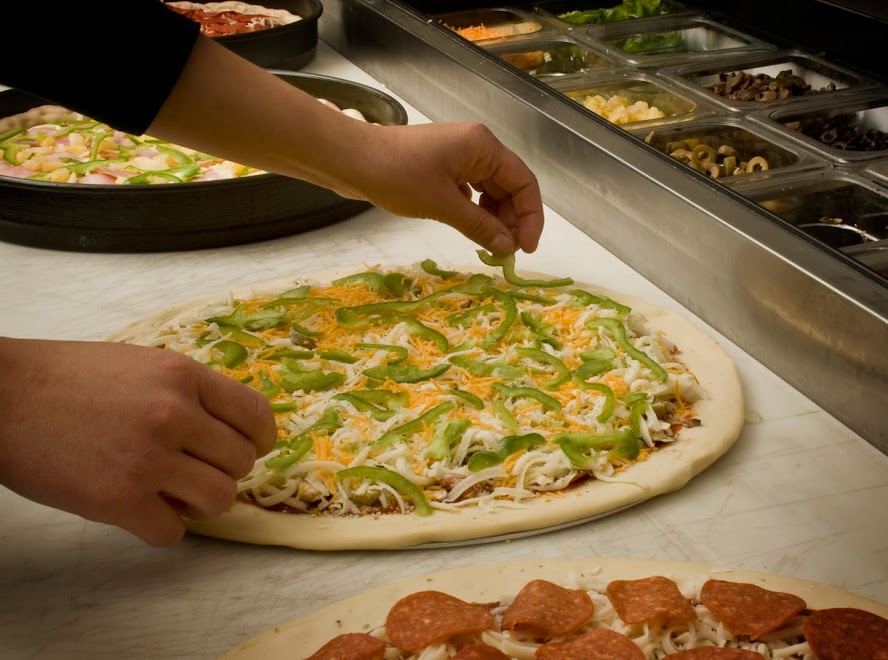 Chanticlear Pizza | 440 Bunker Lake Blvd, Anoka, MN 55303, USA | Phone: (763) 421-4242