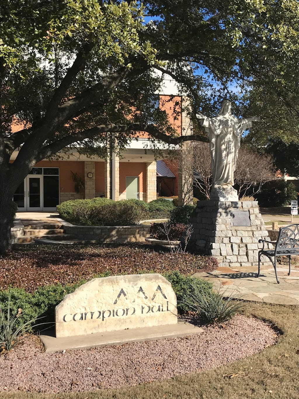 Montserrat Jesuit Retreat House | 600 N Shady Shores Rd, Lake Dallas, TX 75065, USA | Phone: (940) 321-6020