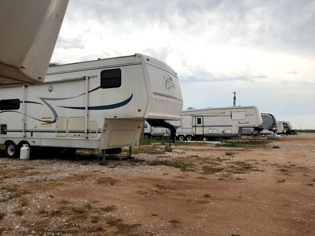 Kingfisher RV Park & Storage | 16933 OK-33, Kingfisher, OK 73750, USA | Phone: (405) 368-1130