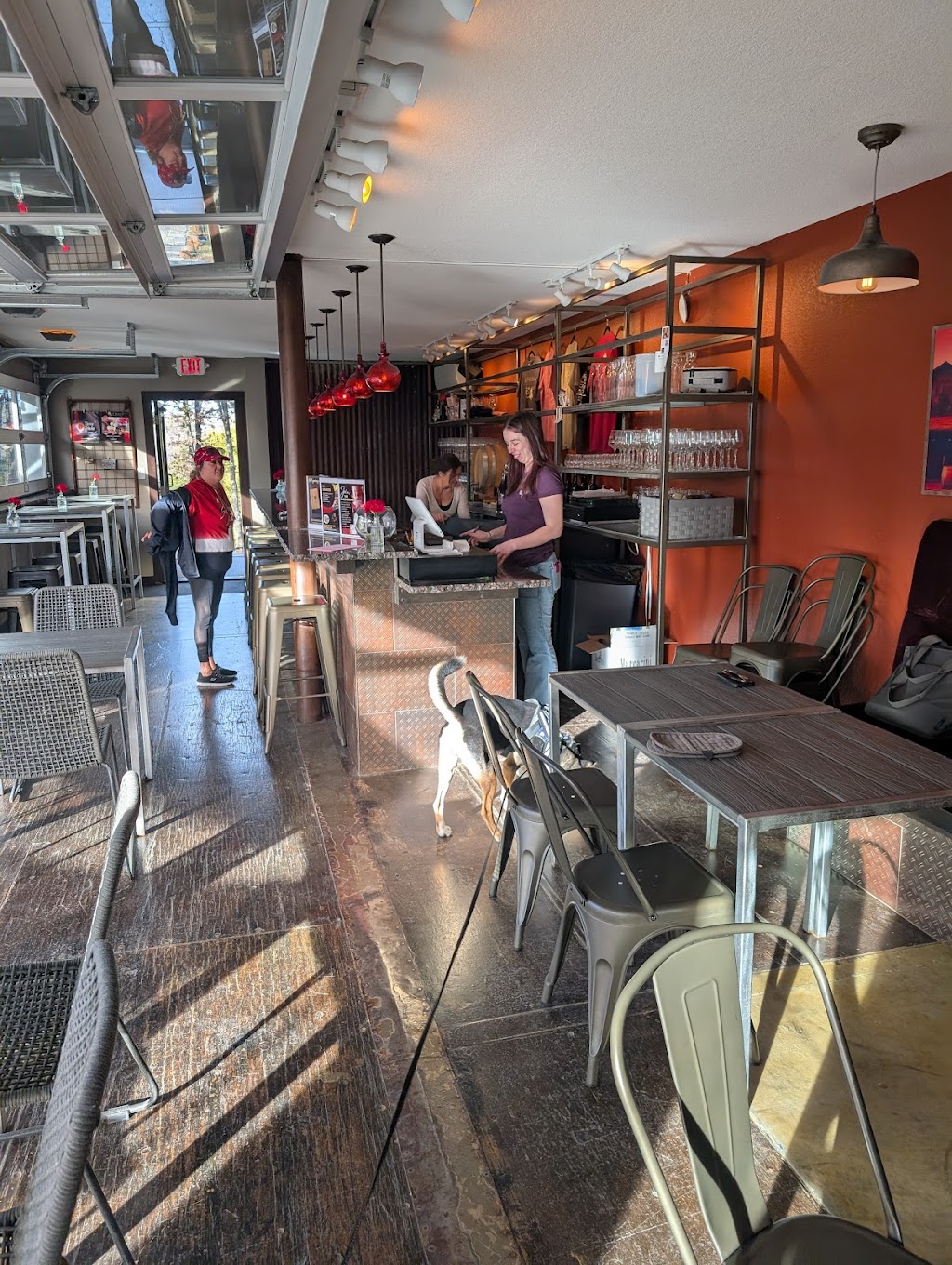 Deschain Cellars and Winery | 8363 US-82, Gainesville, TX 76240, USA | Phone: (940) 202-9011