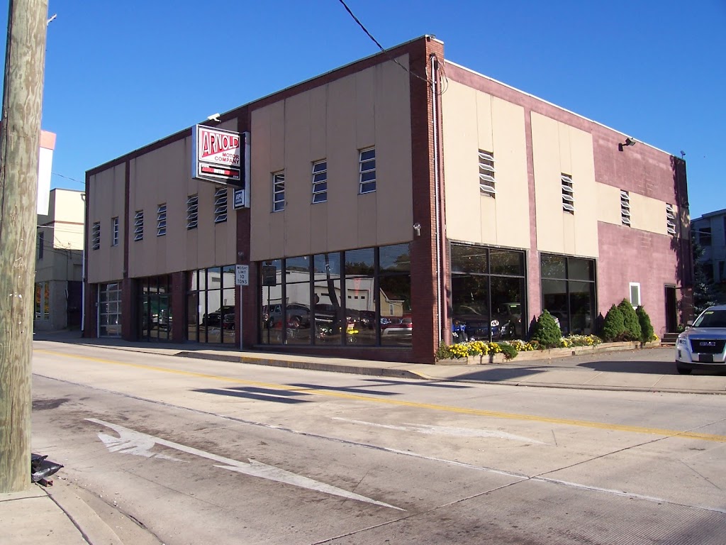 Arnold Motor Company | 12 N Main St, Houston, PA 15342 | Phone: (724) 745-2800