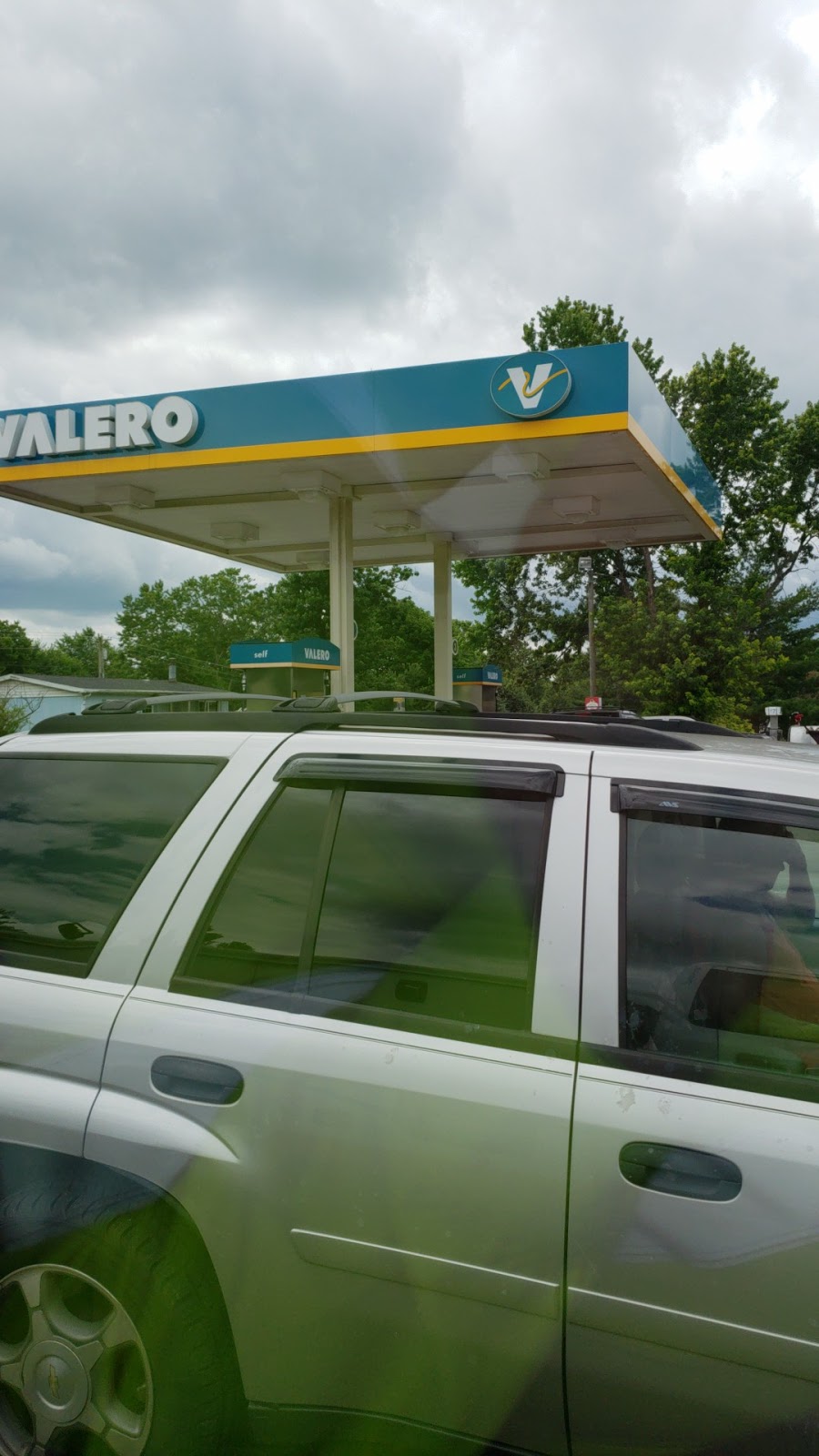 Valero Gas Station | 301-309 Ethel Dr, Nicholasville, KY 40356, USA | Phone: (859) 273-0468