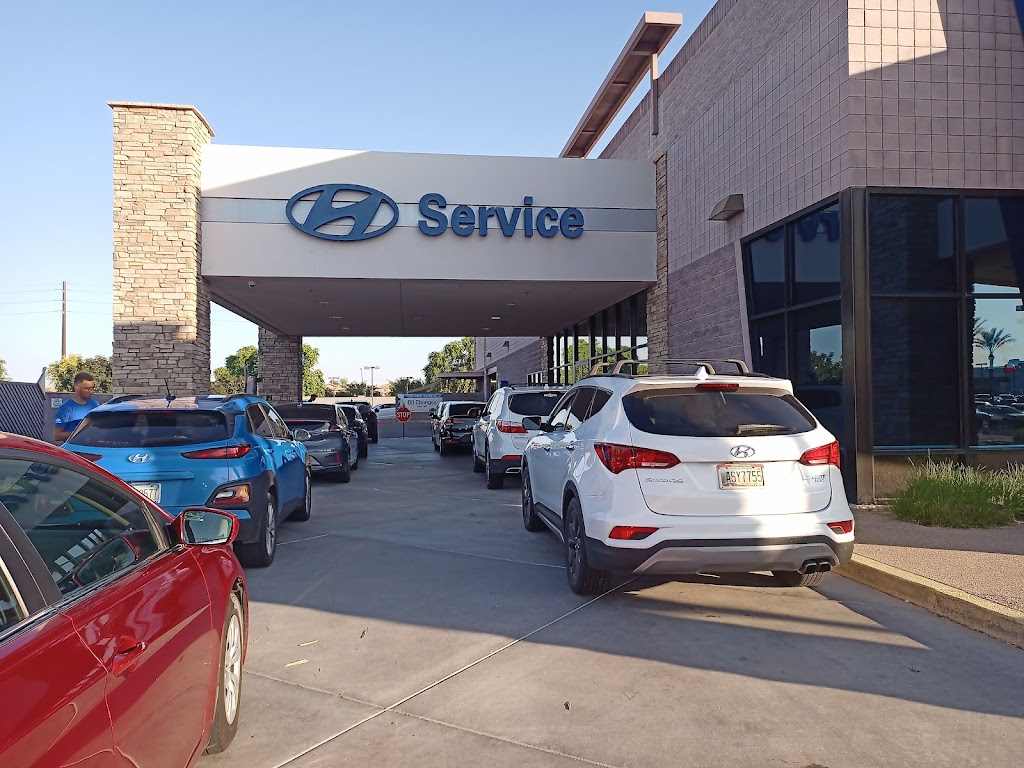 San Tan Hyundai | 3252 S Auto Way, Gilbert, AZ 85297, USA | Phone: (480) 384-8000