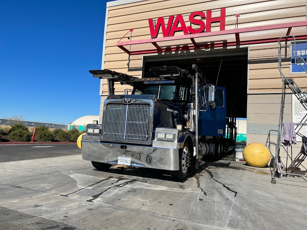 Prime Truck Wash & Service | 220 Park Center Dr, Patterson, CA 95363, USA | Phone: (209) 894-5611