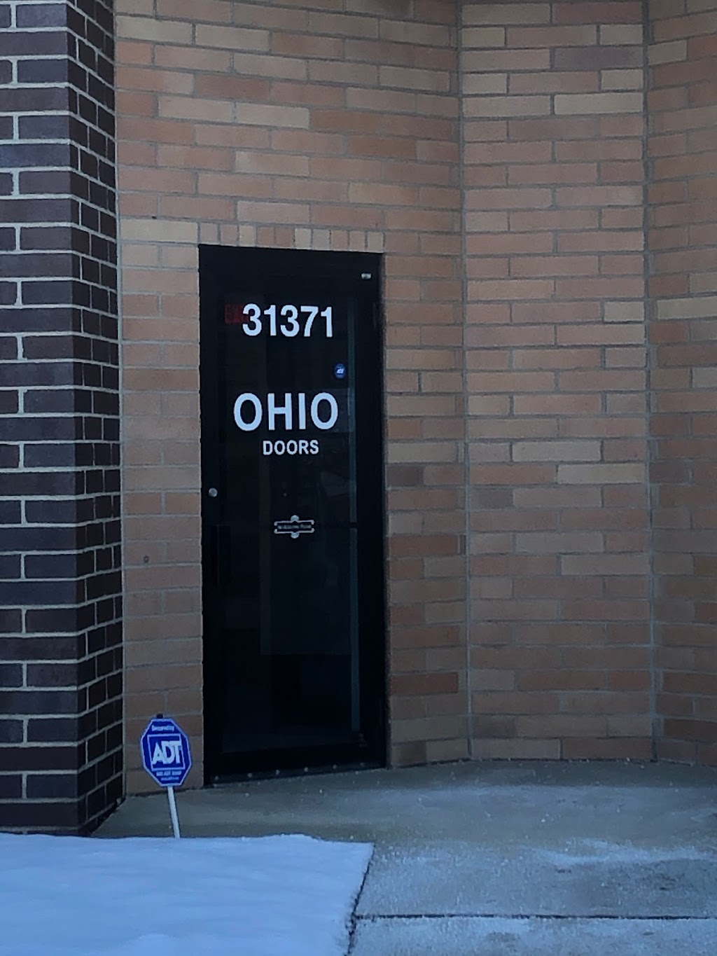 Ohio Doors and Closets | 31371 Lorain Rd, North Olmsted, OH 44070, USA | Phone: (440) 305-5593