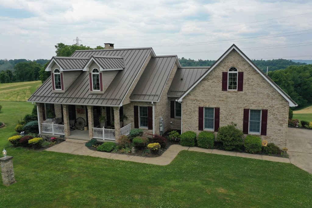 Top Notch Exteriors LLC | 305 Davis St, Shipshewana, IN 46565, USA | Phone: (574) 349-8140