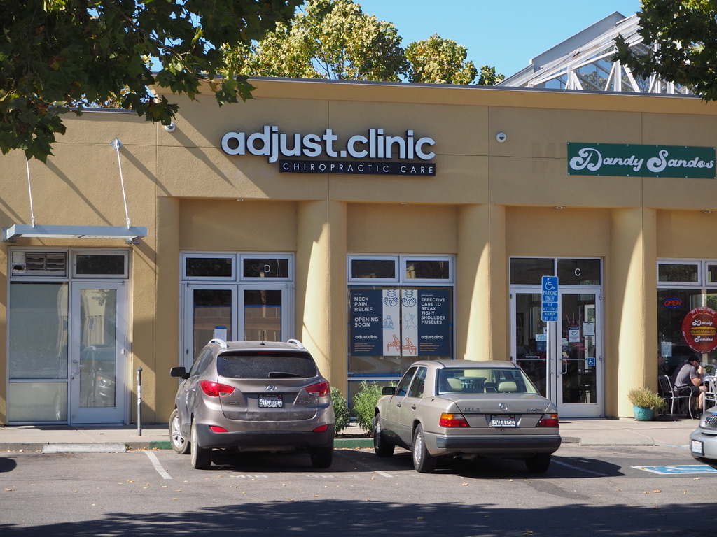 adjust.clinic Chiropractic Care | 3100 Lakeville Hwy Ste D, Petaluma, CA 94954, USA | Phone: (707) 658-2534