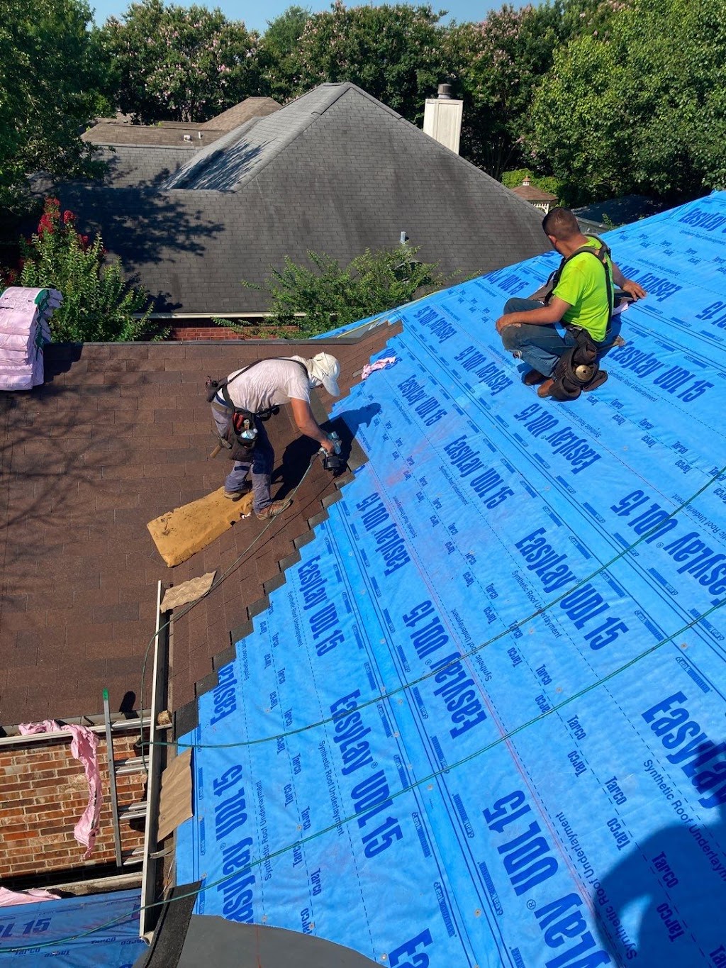 DV Roofing and Remodeling | 9302 Letcombe, San Antonio, TX 78254, USA | Phone: (210) 556-4402