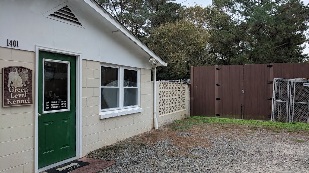 Green Level Kennel | 1401 Old Ivey Rd, Apex, NC 27523, USA | Phone: (919) 362-7877