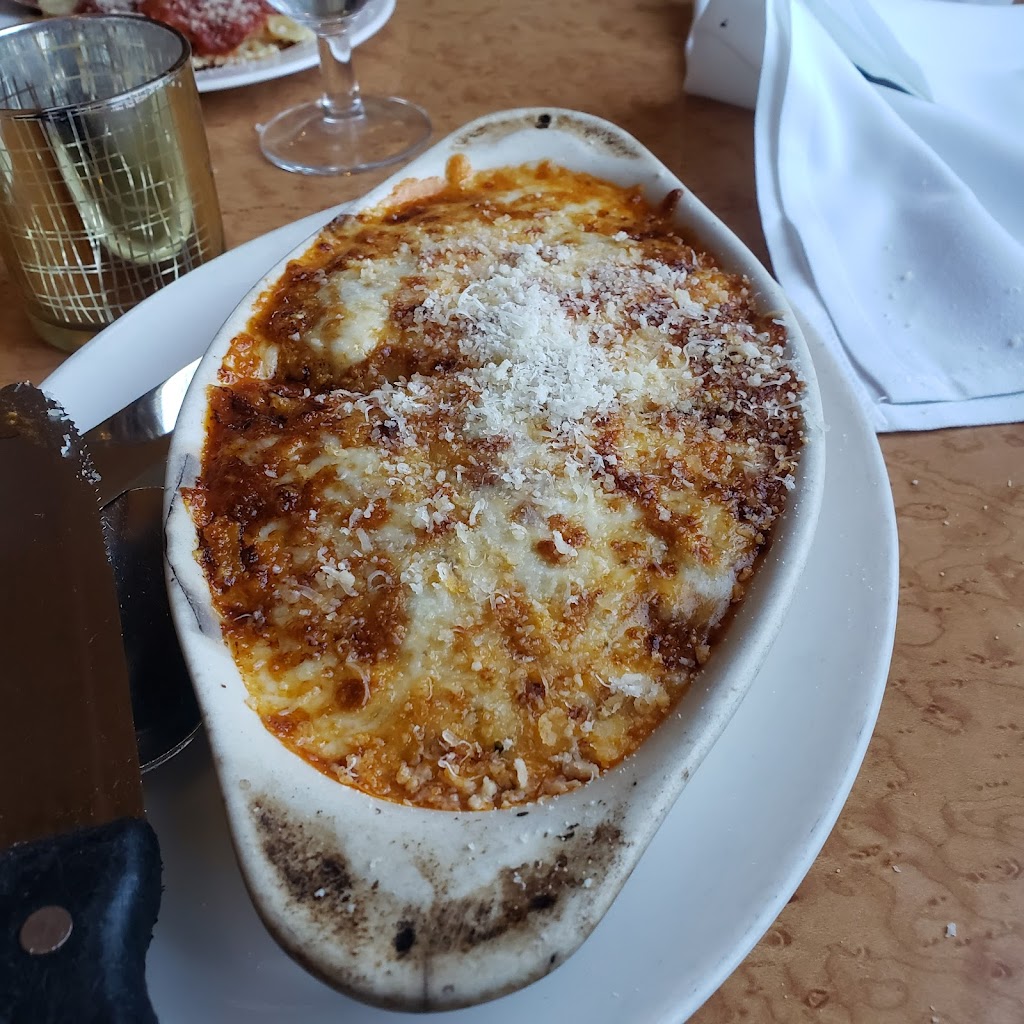 Fiorillos Restaurant and Banquet Facilities | 638 El Camino Real, Santa Clara, CA 95050, USA | Phone: (408) 984-0414