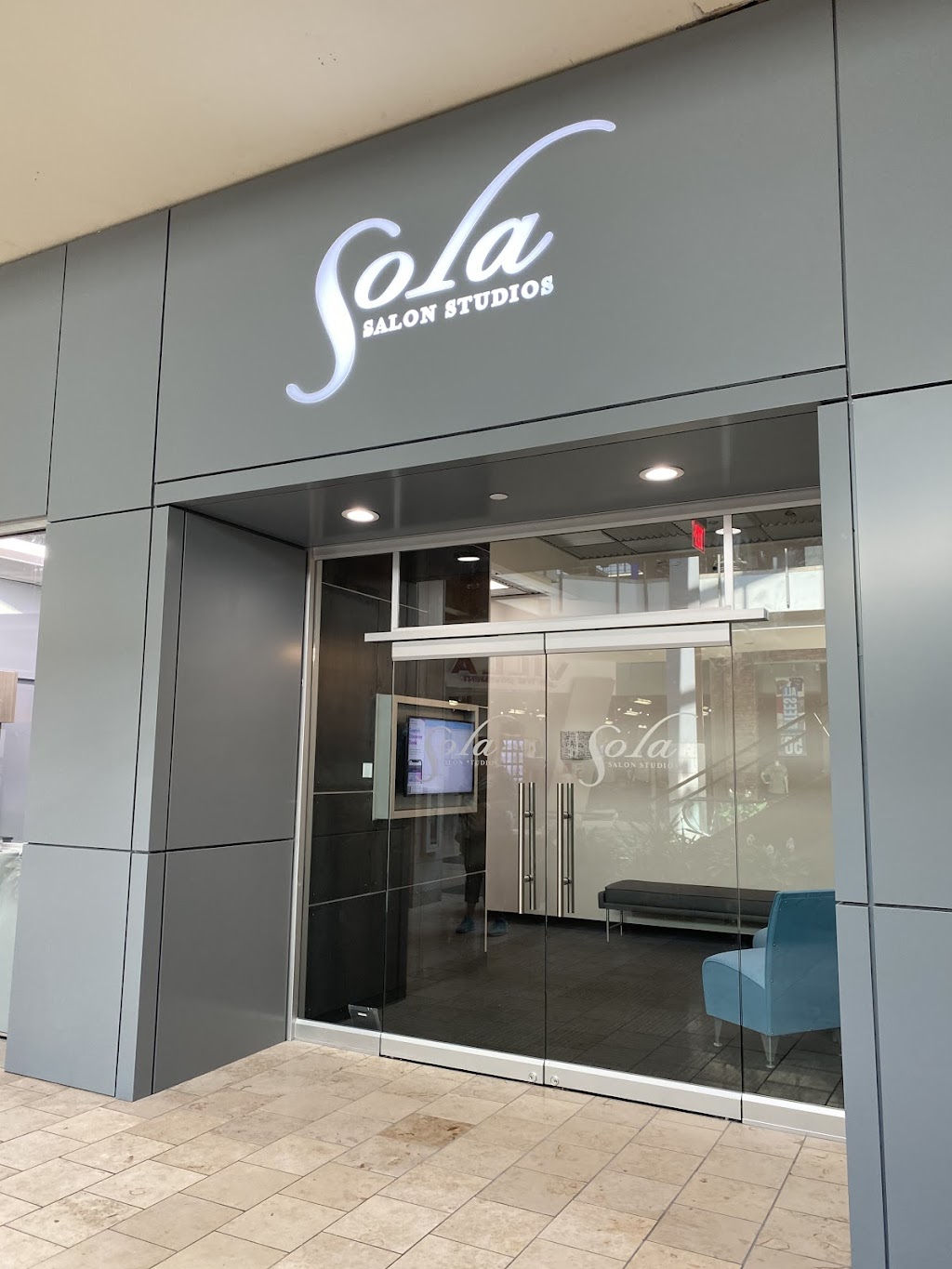 Sola Salon Studios | 100 Robinson Centre Dr, Pittsburgh, PA 15205, USA | Phone: (412) 923-3733