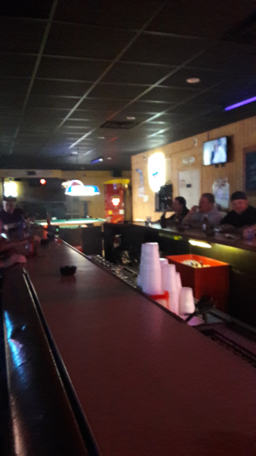 Twilight Zone Lounge | 4010 State Rd 60, Plant City, FL 33567, USA | Phone: (813) 737-3112