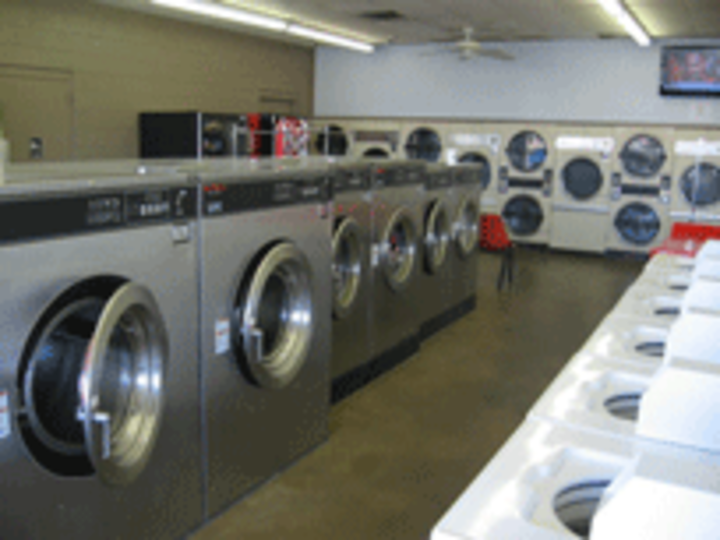 Clean Threads Super Laundry | 1109 Greenland Dr, Murfreesboro, TN 37130, USA | Phone: (615) 895-6789