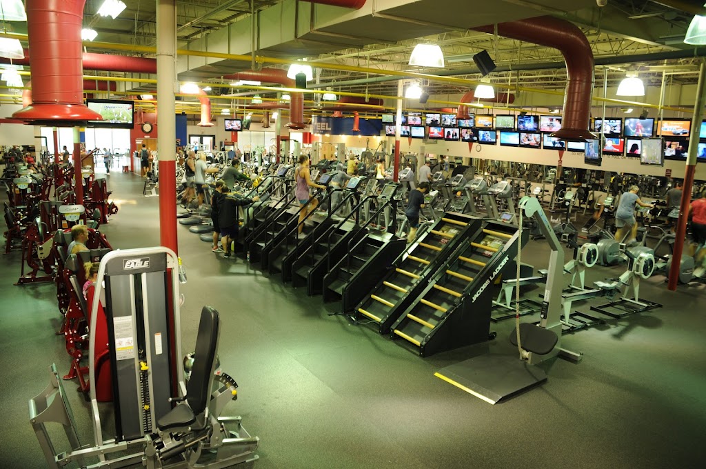 Steel Fitness & Tan | 1051 12th Ave NE, Norman, OK 73071, USA | Phone: (405) 360-3282