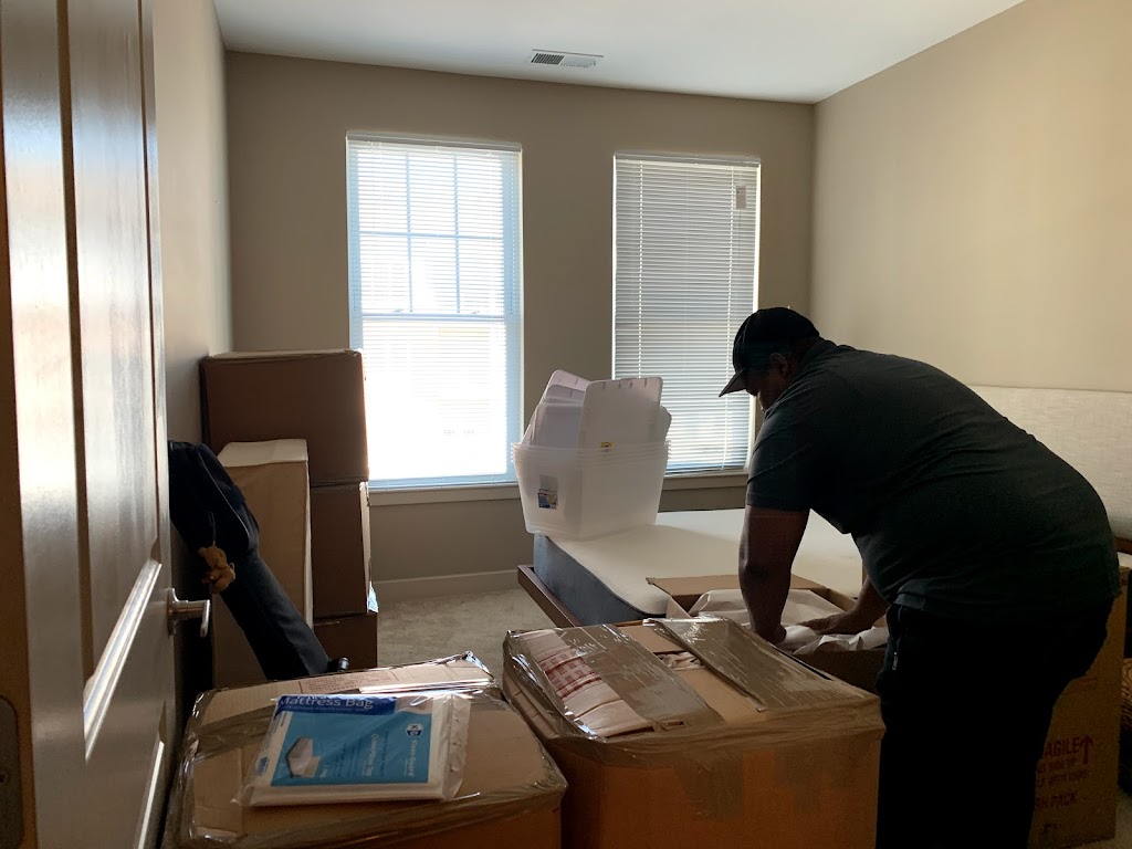 Bekins Moving Solutions | 3813 Cook Blvd #104, Chesapeake, VA 23323, USA | Phone: (800) 366-6683