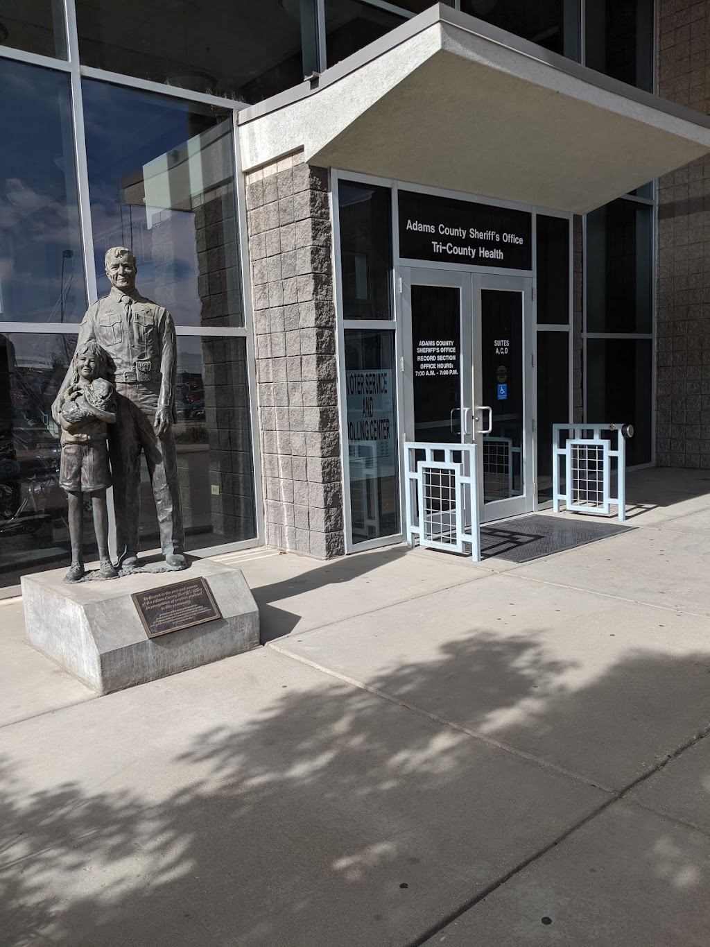 Adams County Sheriffs Office Substation | 4201 E 72nd Ave B, Commerce City, CO 80022, USA | Phone: (720) 322-1313