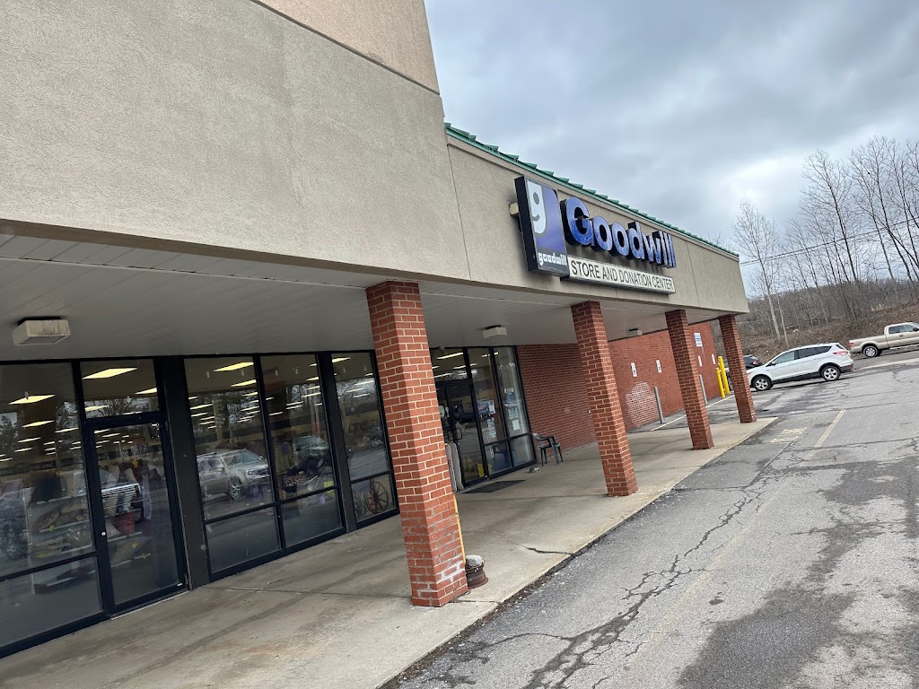 Goodwill | 2611 Ellwood Rd #6217, New Castle, PA 16101, USA | Phone: (724) 652-4877