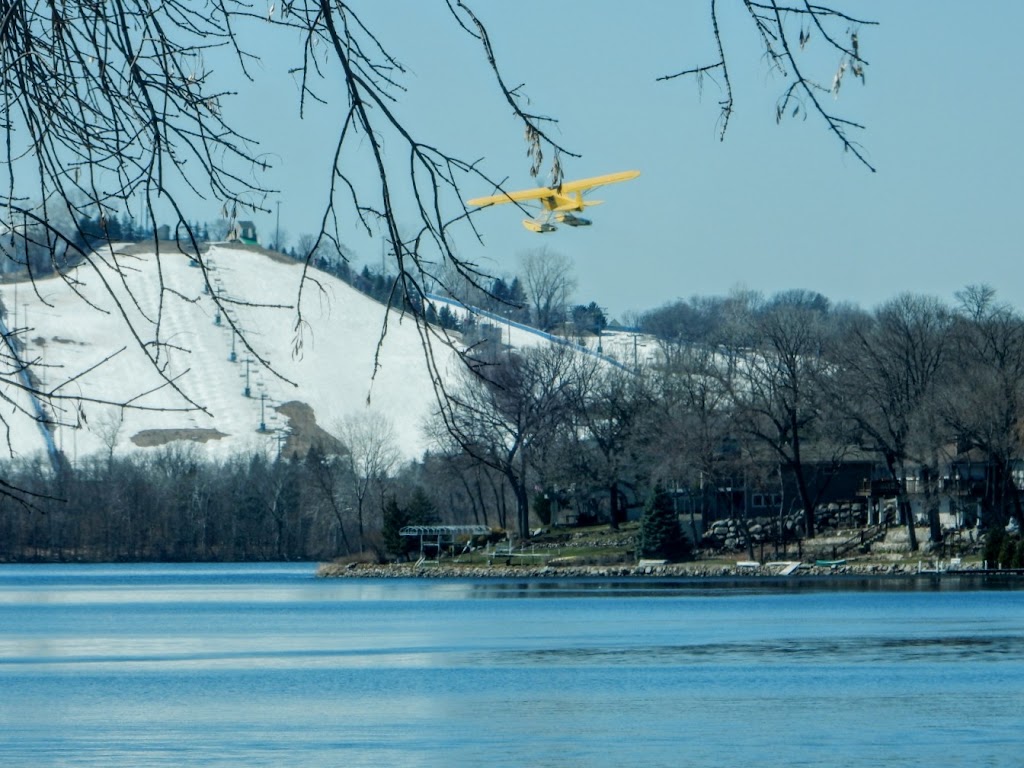 Crystal Lk Seaplane Base-Mn09 | Maple Island Rd, Burnsville, MN 55306, USA | Phone: (952) 469-5521