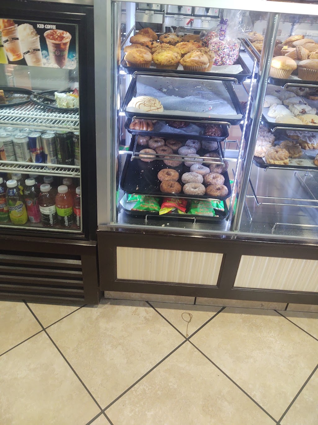 Yum Yum Donuts | 10518 Garvey Ave, El Monte, CA 91731, USA | Phone: (626) 350-9708