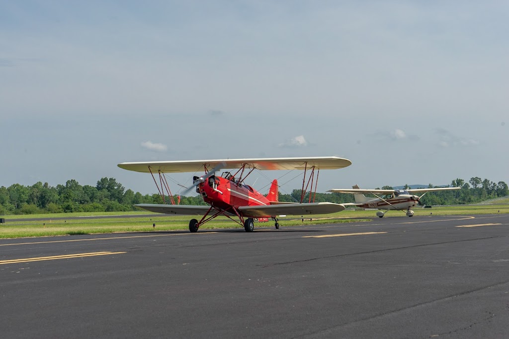 Asheboro Regional Airport | 2222 Pilots View Rd, Asheboro, NC 27205, USA | Phone: (336) 626-1201