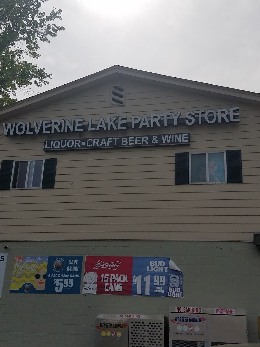 Wolverine Lake Party Store | 297 Glengary Rd, Wolverine Lake, MI 48390, USA | Phone: (248) 624-1110