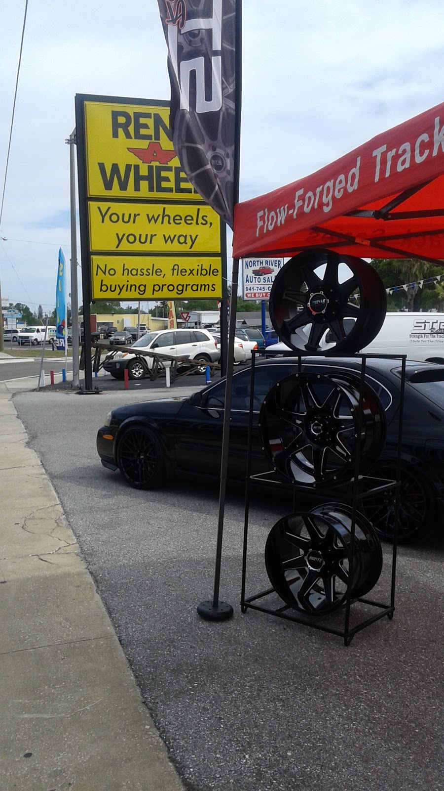 Rent-a-Wheel Custom Wheels & Tires | 2919 14th St W, Bradenton, FL 34205, USA | Phone: (941) 412-2900